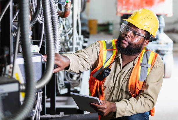 Best Affordable Electrician  in Harlan, IA